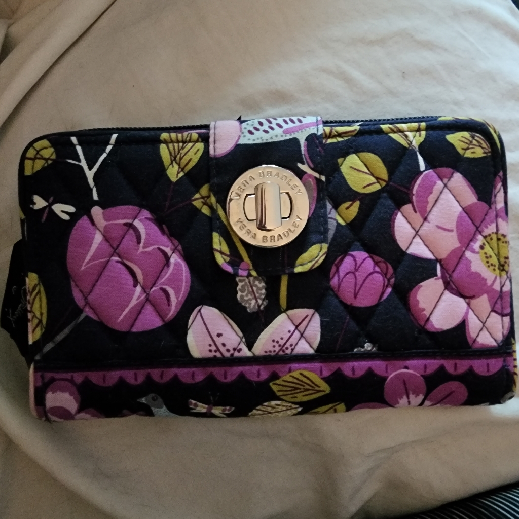 Turn Lock Wallet Floral Nightingale